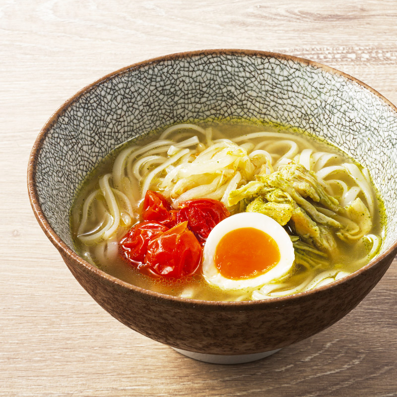 鶏とトマトのフォー