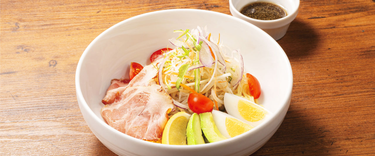 ベジ和えそば～1日に必要な野菜量の1/3が摂れる