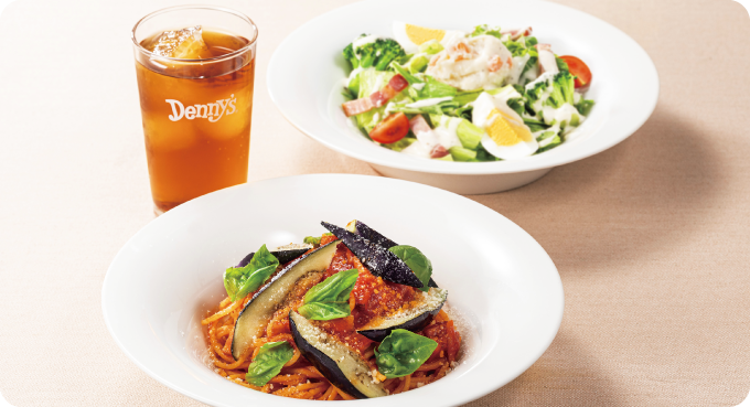 ベーコンとなすのトマトスパゲティ+ポテトとベーコンのサラダ+ドリンクバー