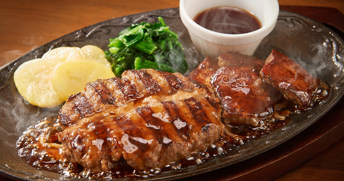 Wビーフのグリル(カットステーキ&All Beef ハンバーグ)